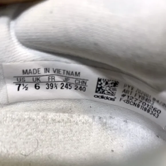 Adidas Ultra Boost 21 Women’s “ Triple White “ Shoe Size- 7.5 - Picture 10 of 12